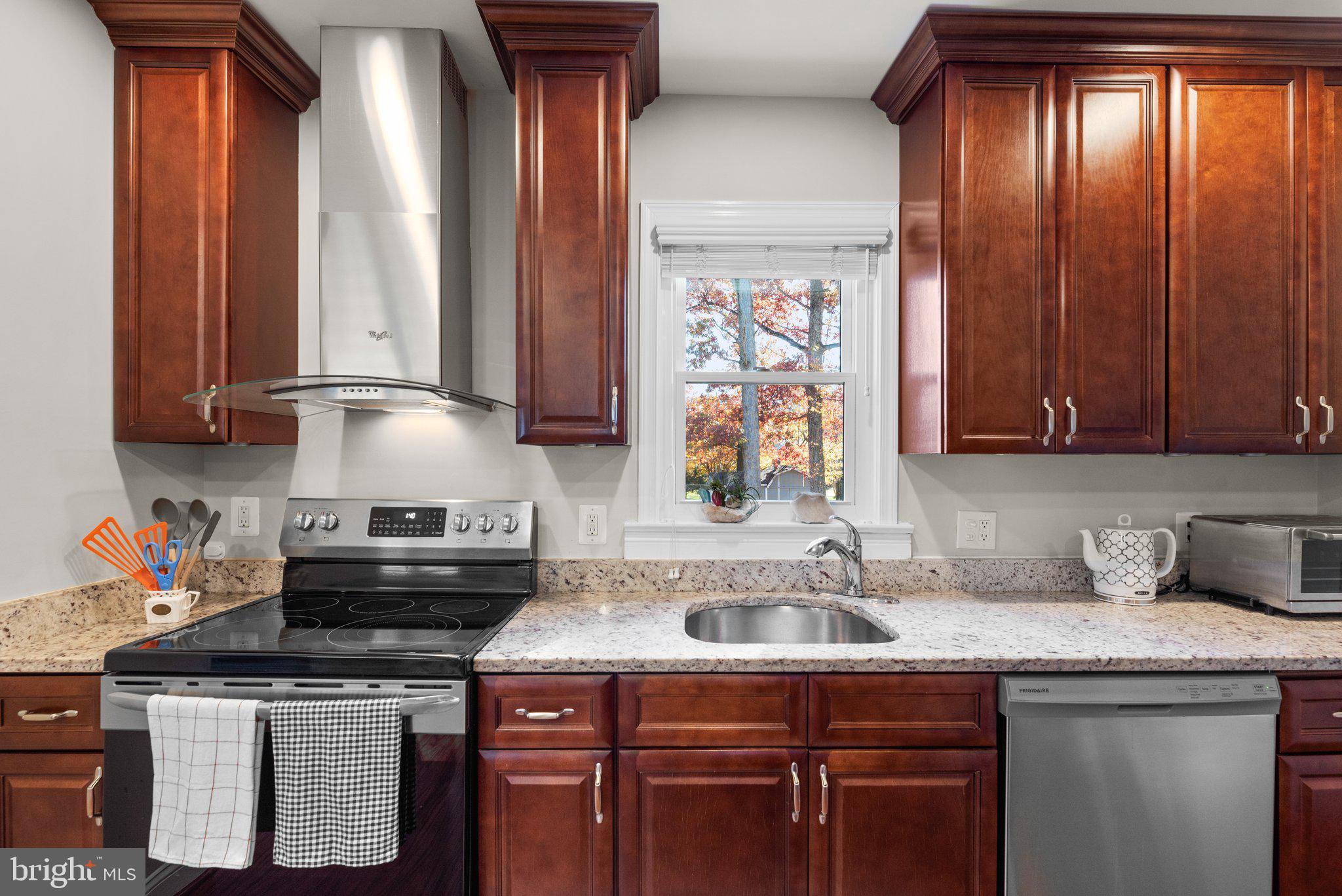 2118 Arcola Avenue Silver Spring, MD 20902 - Photo 8 of 34 Stainless steel appliances