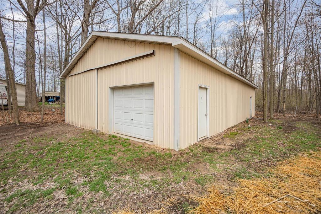 600 West Stewart Road Midland, MI 48640 - Photo 24 of 26 50106717-23.JPG