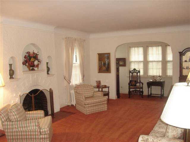1386 Harvard Road Grosse Pointe, MI 48230 - Photo 8 of 28 31099120-7.JPG
