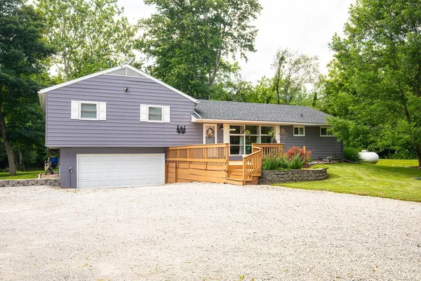 $324,900 | 11866 North 300 East, Roanoke, IN 46783