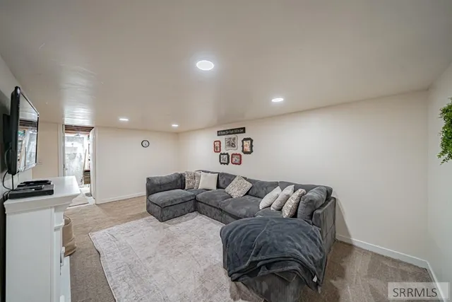 $475,000 | 3545 East 630 North, Menan, ID 83434