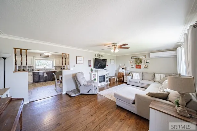 $475,000 | 3545 East 630 North, Menan, ID 83434