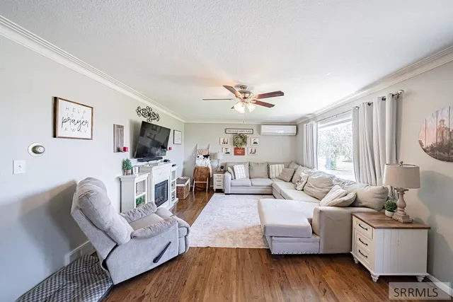 $475,000 | 3545 East 630 North, Menan, ID 83434