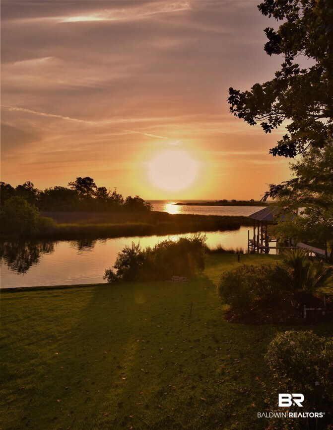 3136 Cumberland Road Theodore, AL 36582 - Photo 3 of 50 Watch the sunrise from the master bedroom.