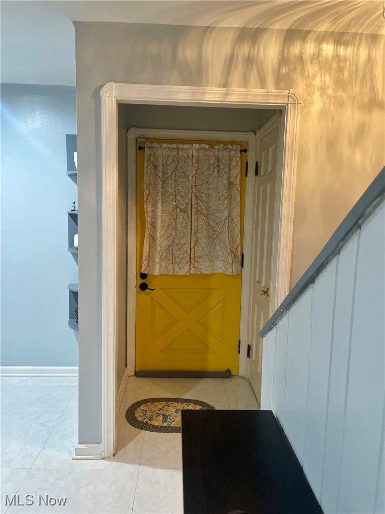 4241 Bluestone Road Cleveland, OH 44121 - Photo 5 of 31 View of doorway to property
