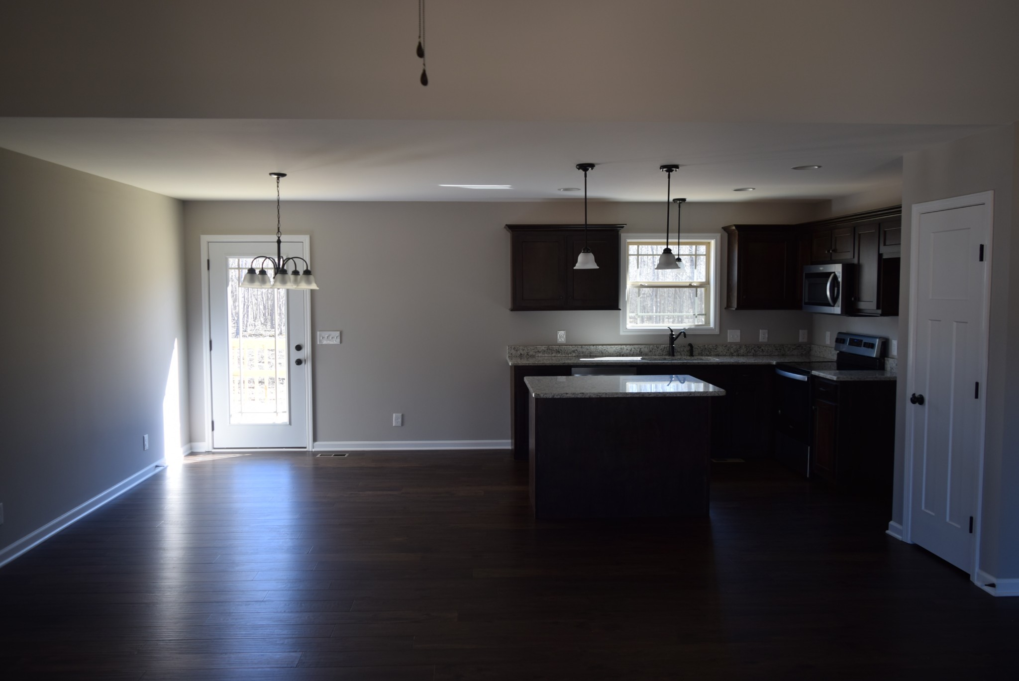 141 Ballard Road Manchester, TN 37355 - Photo 2 of 8