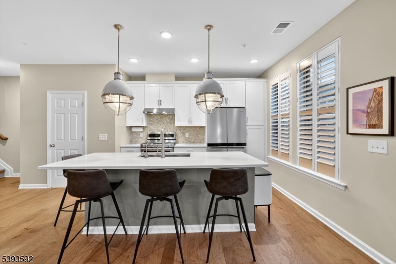 49 Robeson Street Somerville, NJ 08876 - Photo 7 of 36