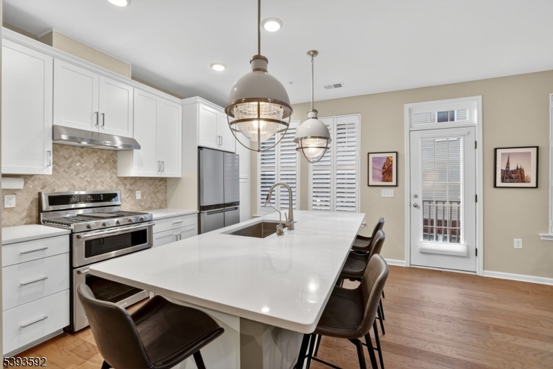 49 Robeson Street Somerville, NJ 08876 - Photo 10 of 36