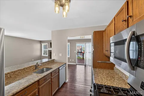 $355,000 | 16250 Lea Oak Court, Chesterfield, MO 63017