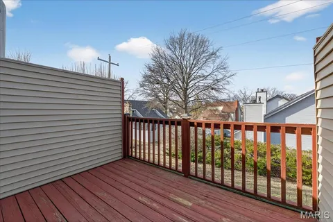 $355,000 | 16250 Lea Oak Court, Chesterfield, MO 63017