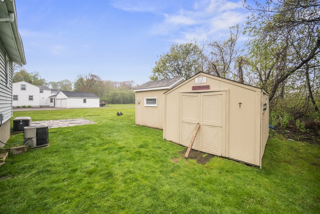 105 Ann Vinal Road Scituate, MA 02066 - Photo 5 of 26