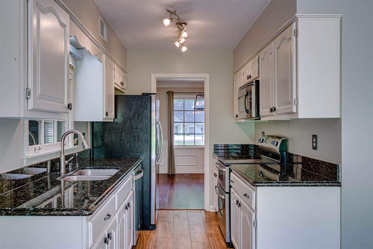 2080 Brierbrook Road Germantown, TN 38138 - Photo 13 of 25 Gallery Image 13