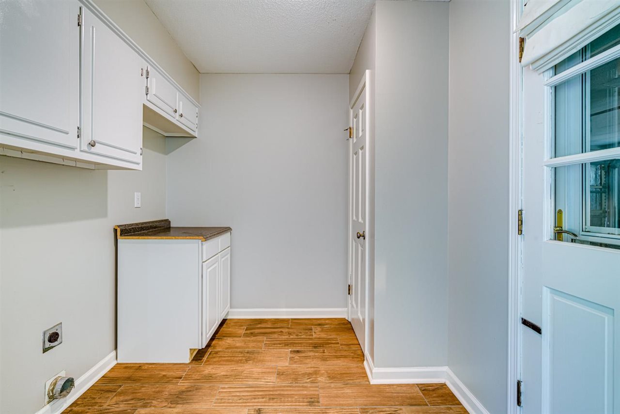2080 Brierbrook Road Germantown, TN 38138 - Photo 16 of 25 Gallery Image 16