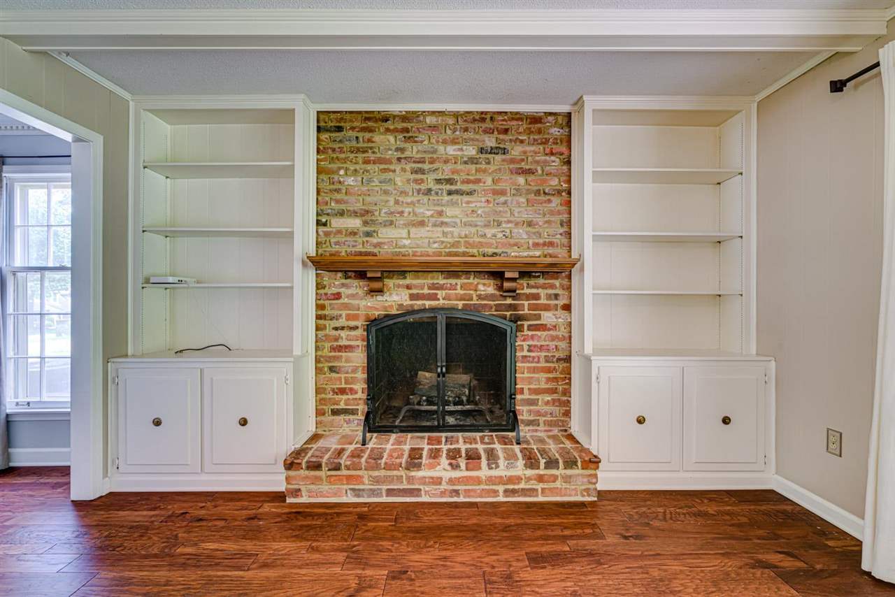 2080 Brierbrook Road Germantown, TN 38138 - Photo 10 of 25 Gallery Image 10
