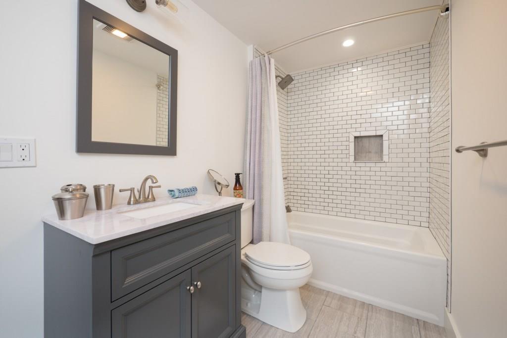 605 Shore Road York, ME 03902 - Photo 18 of 23 Photo