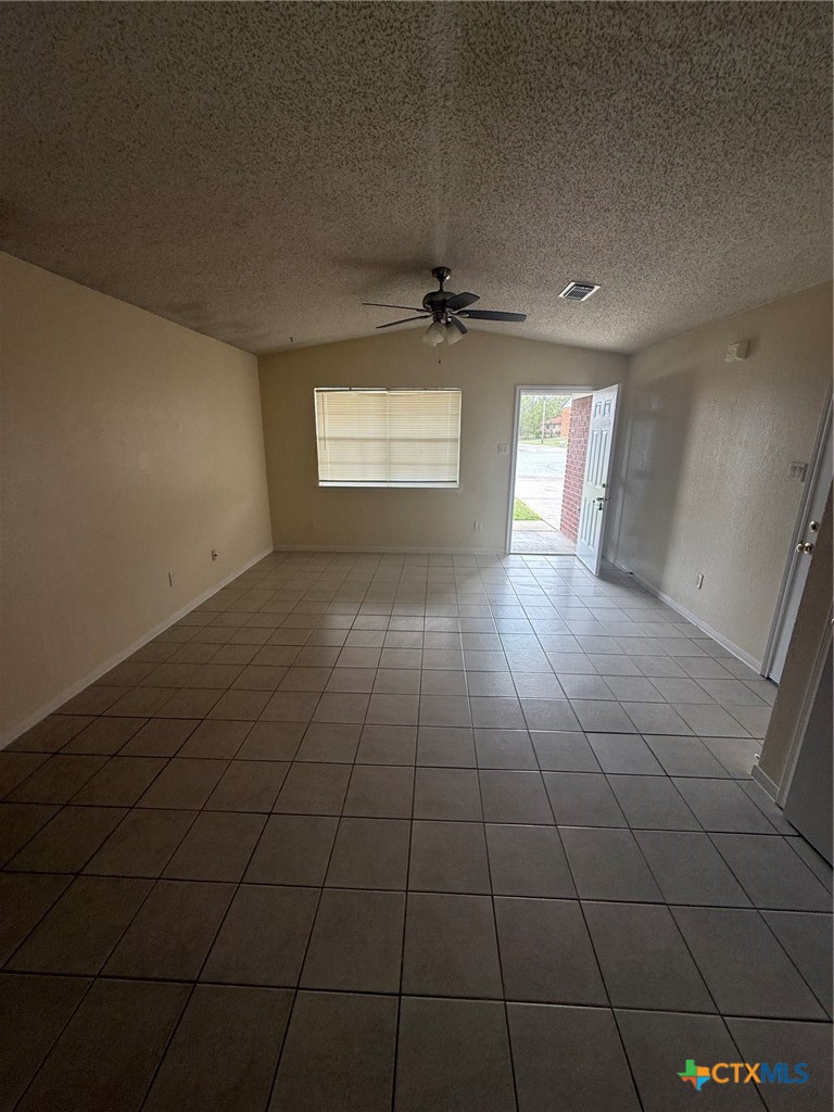 503 Angus Circle Killeen, TX 76542 - Photo 3 of 13