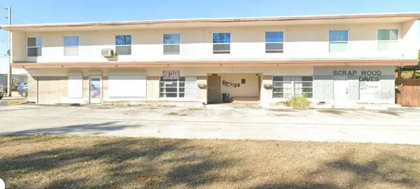 $1,000 | 2440 25th Street North, Unit 2, St. Petersburg, FL 33713