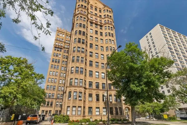 $160,000 | 7321 South South Shore Drive, Unit 5A, Chicago, IL 60649