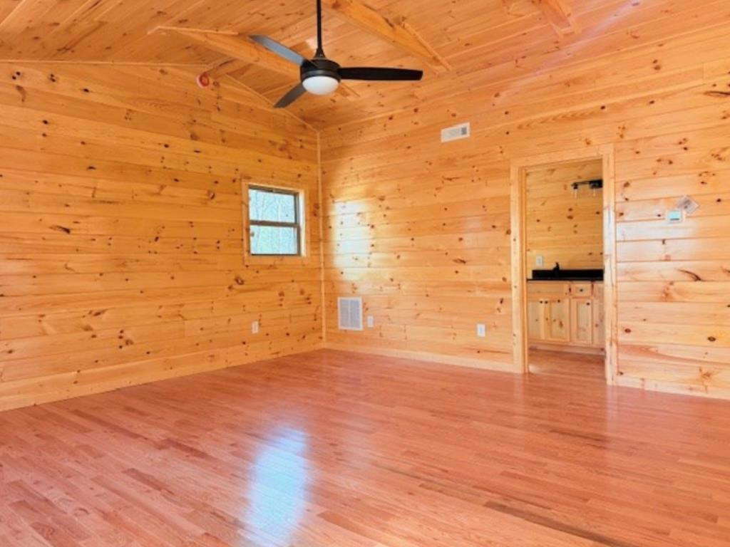 50 Lake Wood Road Murphy, NC 28906 - Photo 7 of 10 Sample