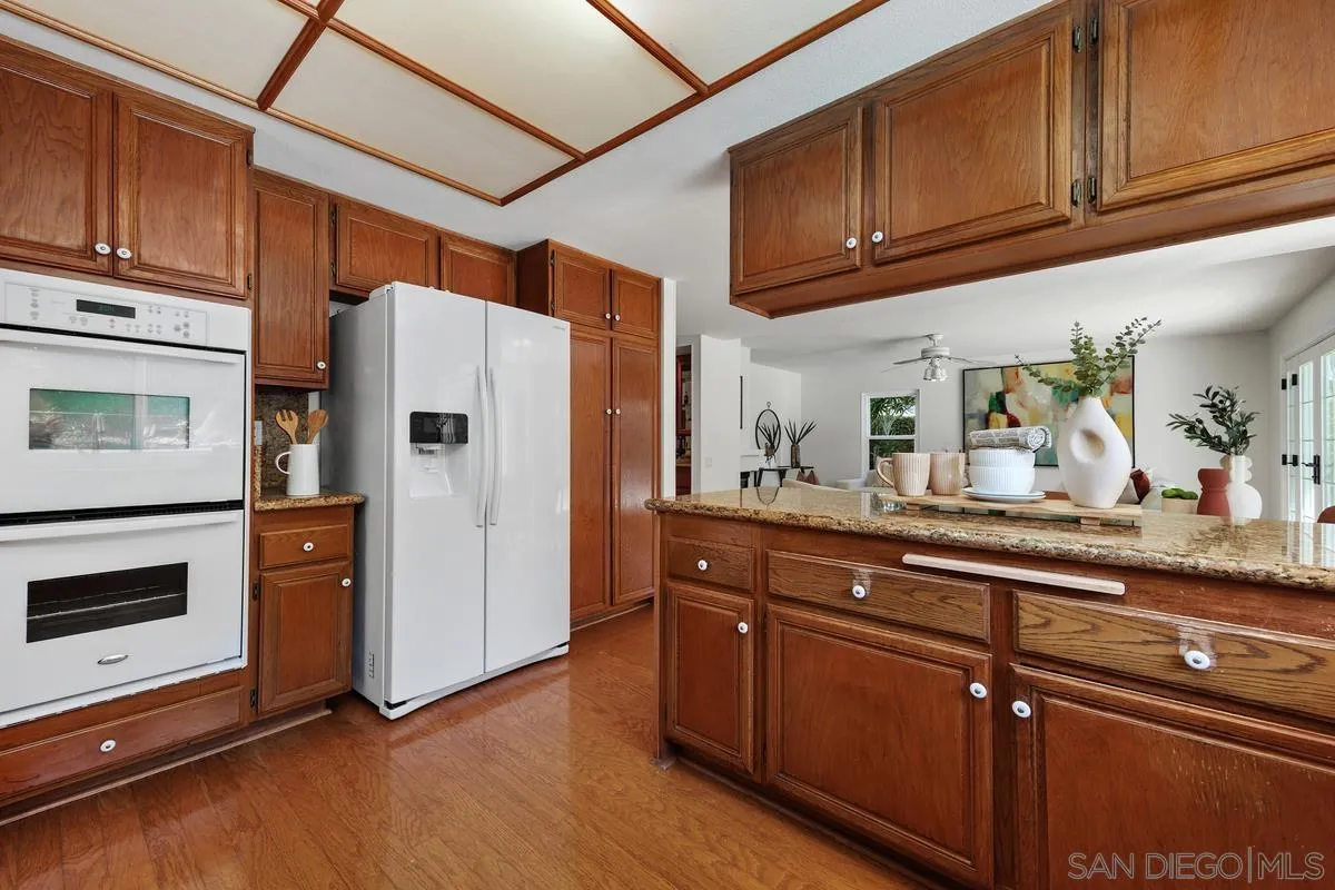 13292 Norcroft Road San Diego, CA 92130 - Photo 8 of 21
