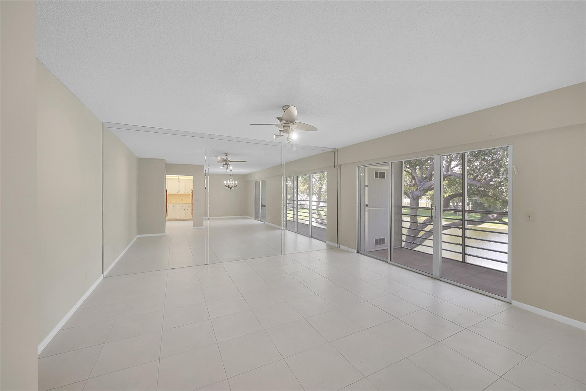 162 Dorset D, Unit 162 Boca Raton, FL 33434 - Photo 5 of 17 Photo 5