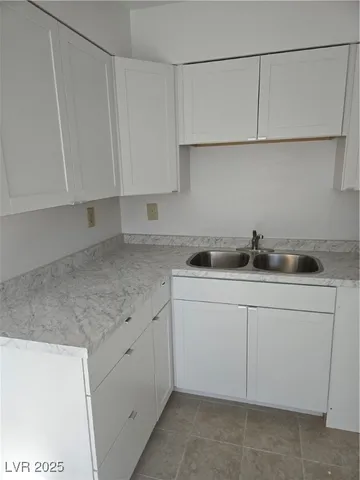 $1,200 | 821 A, Unit 10, Boulder City, NV 89005