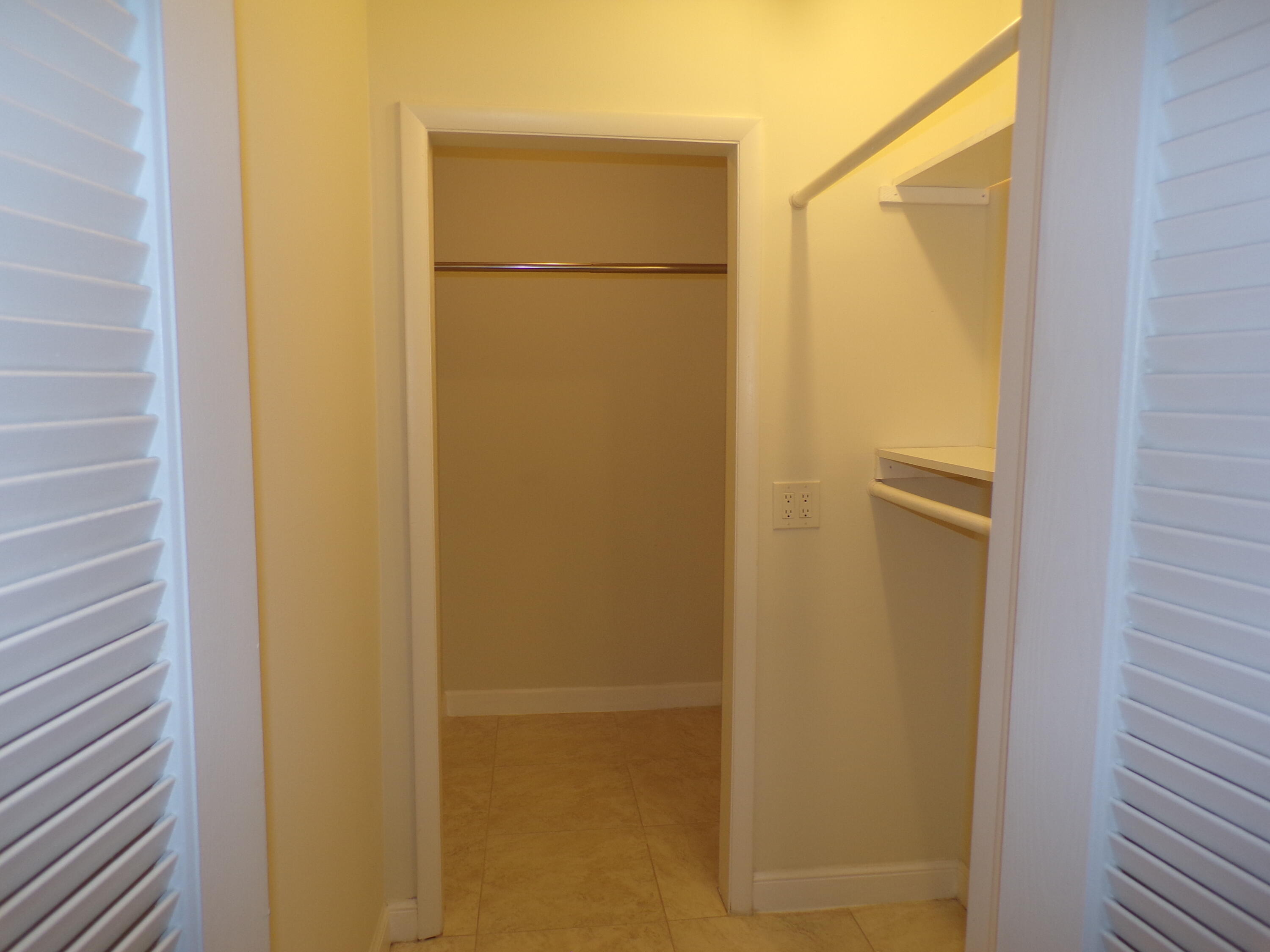 20952 Covington Drive Boca Raton, FL 33433 - Photo 22 of 36 137_1978