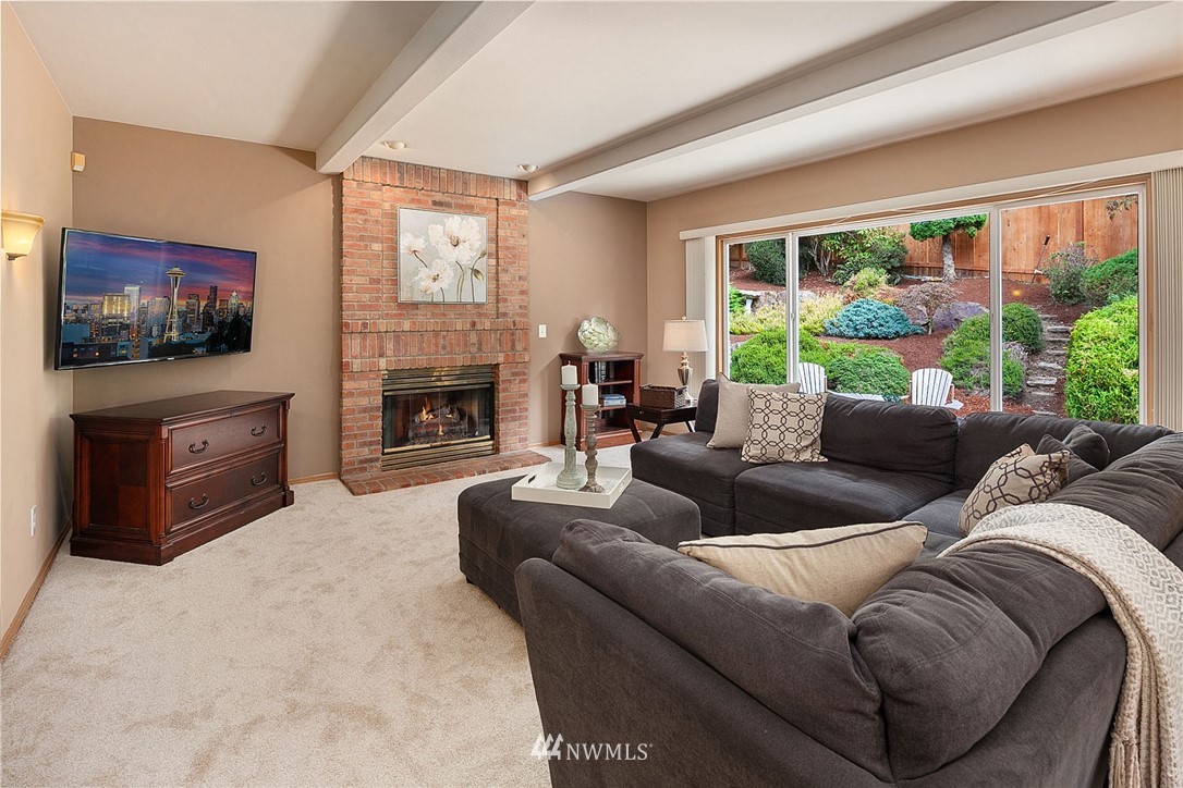 15204 103rd Avenue Northeast Bothell, WA 98011 - Photo 11 of 25 Gallery Image 11