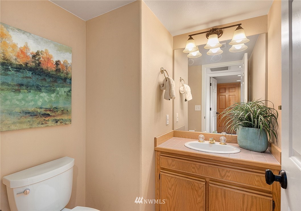 15204 103rd Avenue Northeast Bothell, WA 98011 - Photo 13 of 25 Gallery Image 13