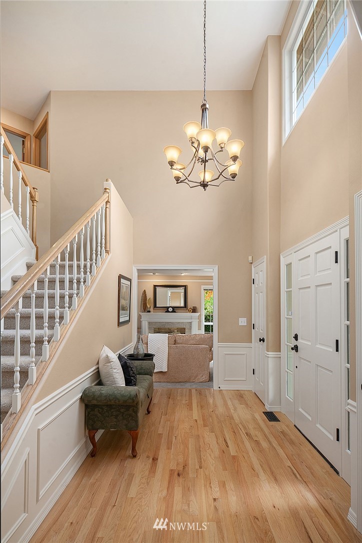 15204 103rd Avenue Northeast Bothell, WA 98011 - Photo 3 of 25 Gallery Image 3