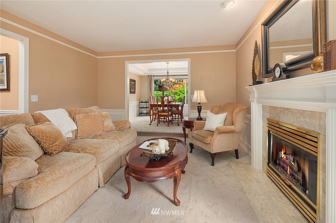 15204 103rd Avenue Northeast Bothell, WA 98011 - Photo 4 of 25 Gallery Image 4
