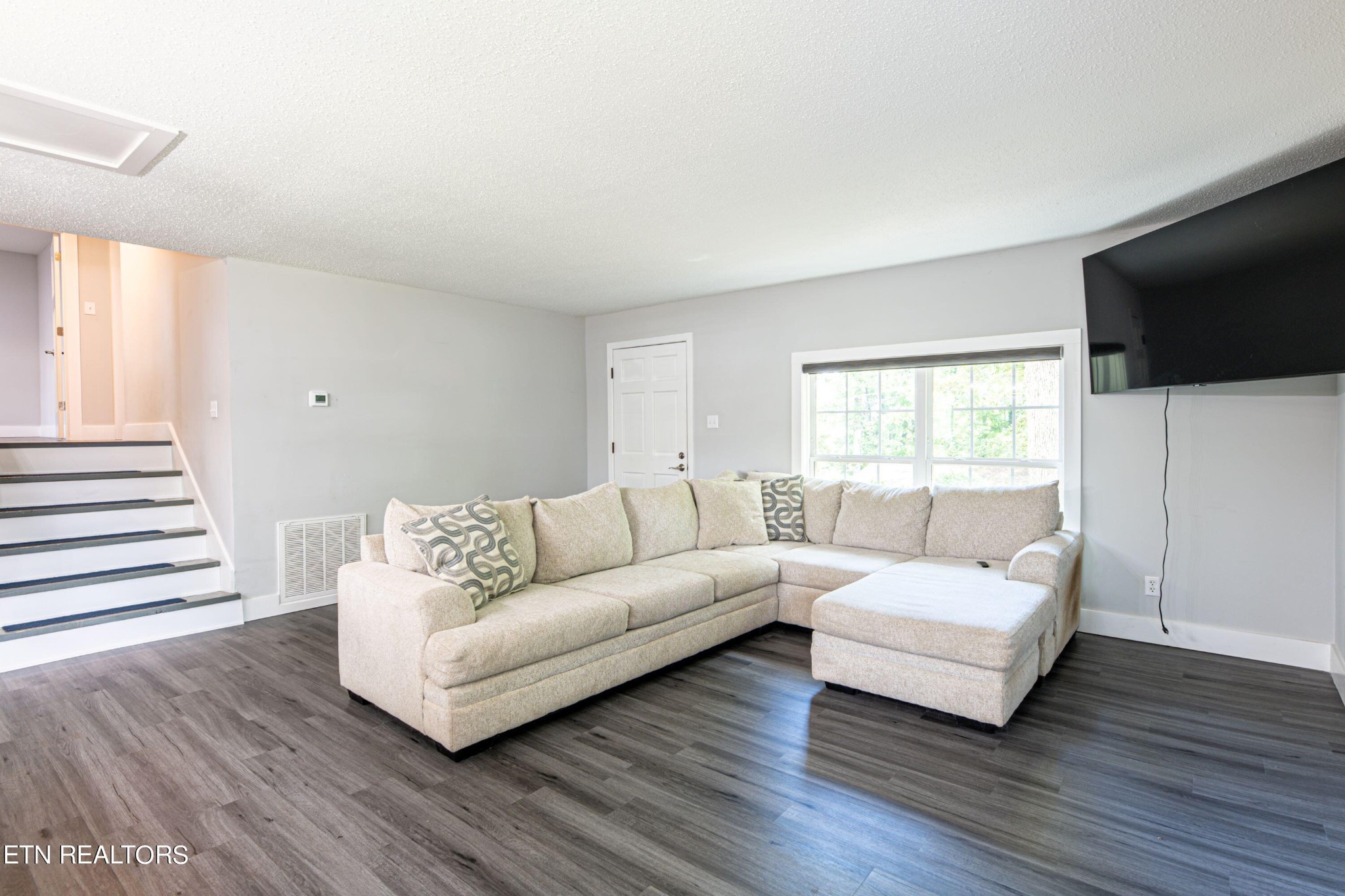 5110 Foxwood Road Knoxville, TN 37921 - Photo 6 of 25 Gallery Image 6