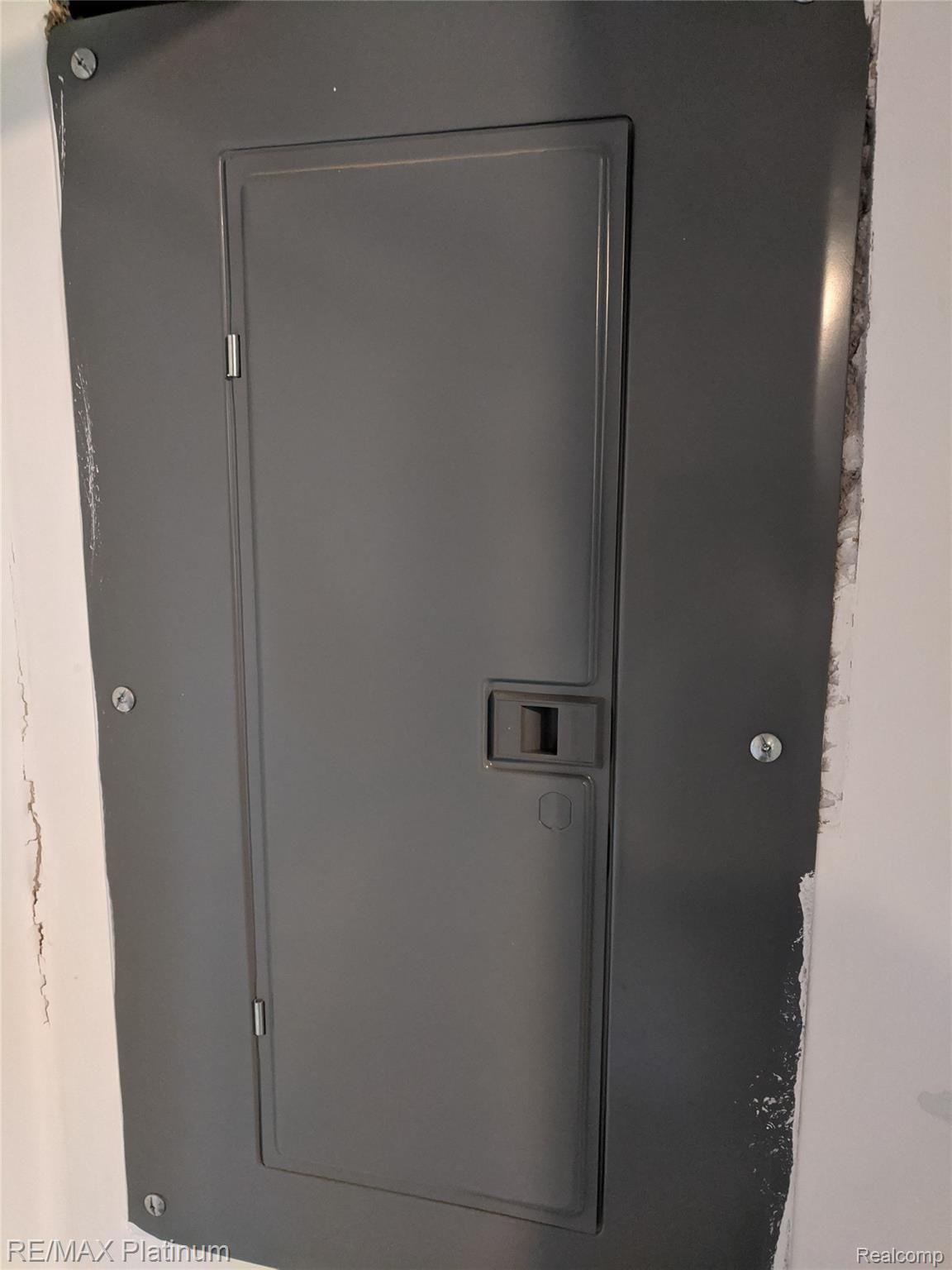4010 North Belsay Road Flint, MI 48506 - Photo 28 of 38 22a.jpg
