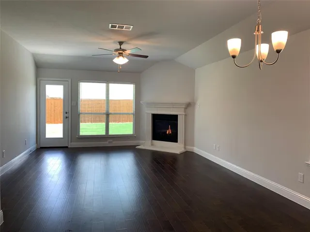 $2,200 | 2103 Swanmore Way, Forney, TX 75126