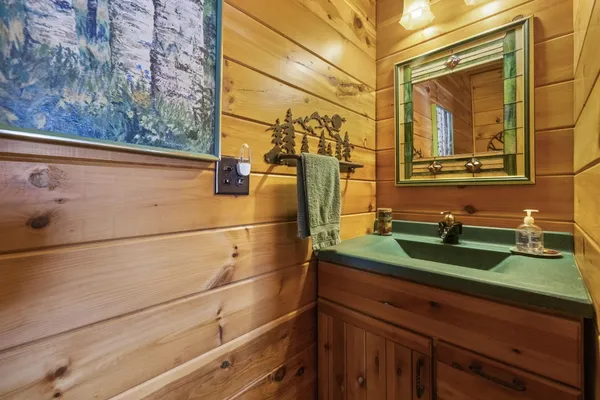 $1,799,000 | 1630 Buffalo Road, Galien, MI 49113