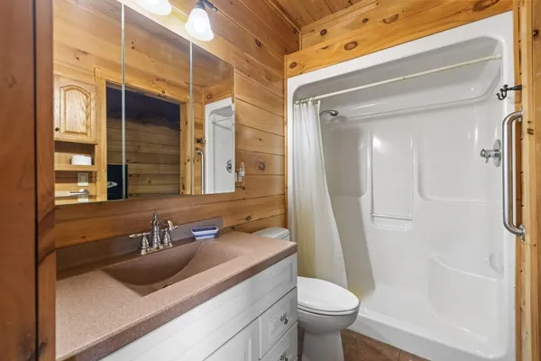 $1,799,000 | 1630 Buffalo Road, Galien, MI 49113