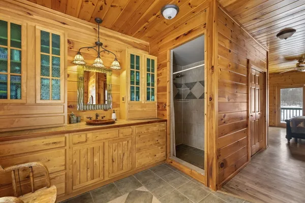 $1,799,000 | 1630 Buffalo Road, Galien, MI 49113