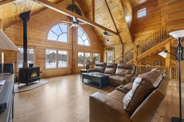 $1,799,000 | 1630 Buffalo Road, Galien, MI 49113