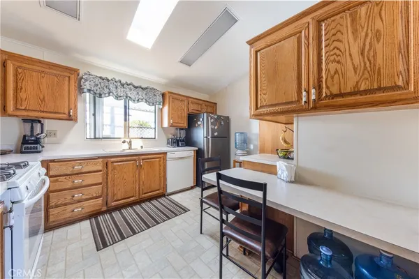 $439,900 | 602 Roadrunner Way, Perris, CA 92570