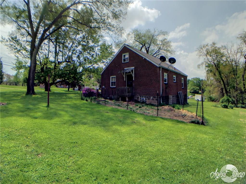 2299 Tilbrook Road Monroeville, PA 15146 - Photo 3 of 14 Gallery Image 3