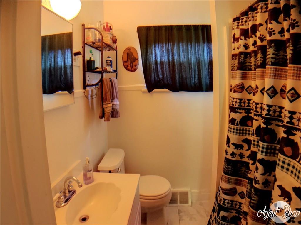 2299 Tilbrook Road Monroeville, PA 15146 - Photo 10 of 14 Gallery Image 10