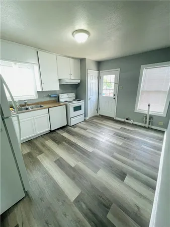 $1,375 | 1646 Green Grove Drive, Corpus Christi, TX 78415