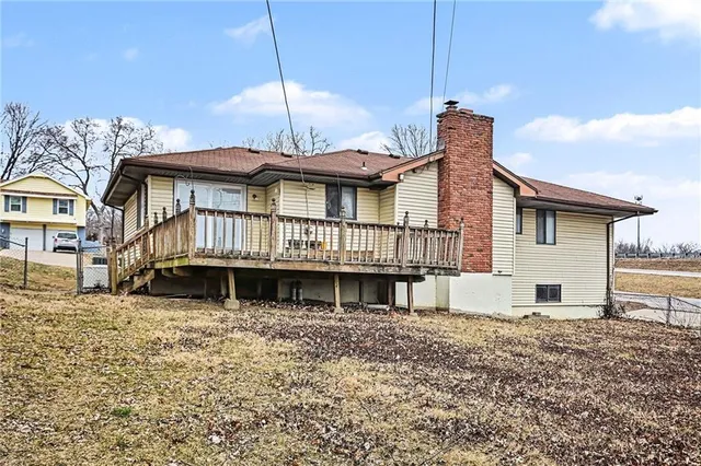 $284,900 | 829 Northwest 69th Street, Kansas City, MO 64118