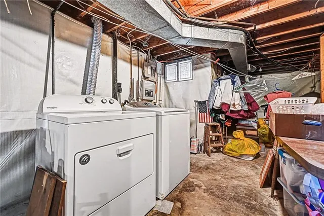 $284,900 | 829 Northwest 69th Street, Kansas City, MO 64118