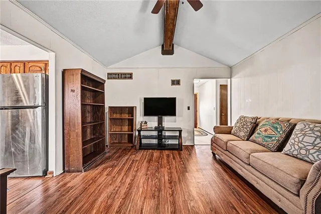 $284,900 | 829 Northwest 69th Street, Kansas City, MO 64118