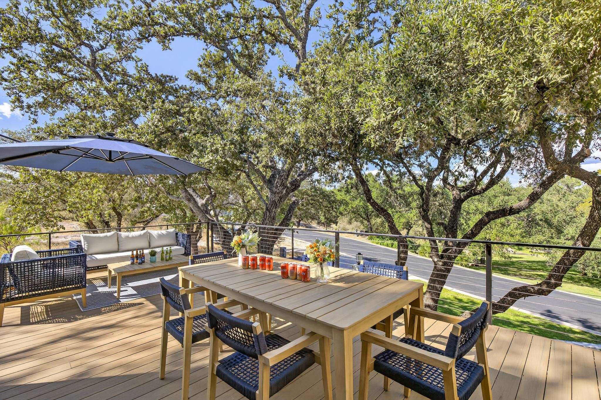 820 Broken Arrow Horseshoe Bay, TX 78657 - Photo 6 of 30