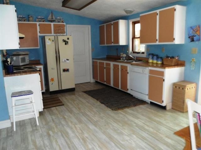 2111 Fords Court Rochester, IN 46975 - Photo 6 of 9