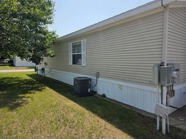 $105,000 | 3567 Hollyfield Drive, Cedar Springs, MI 49319