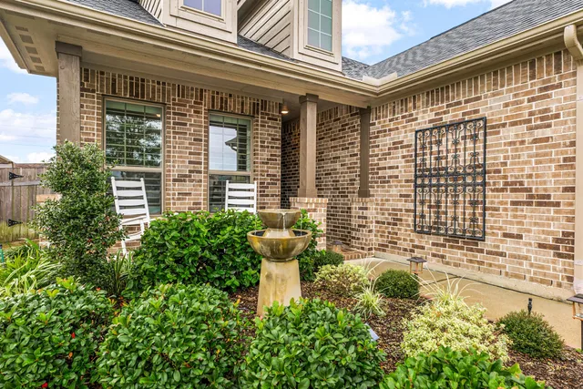 $425,000 | 28711 Tara Ridge Court, Fulshear, TX 77441