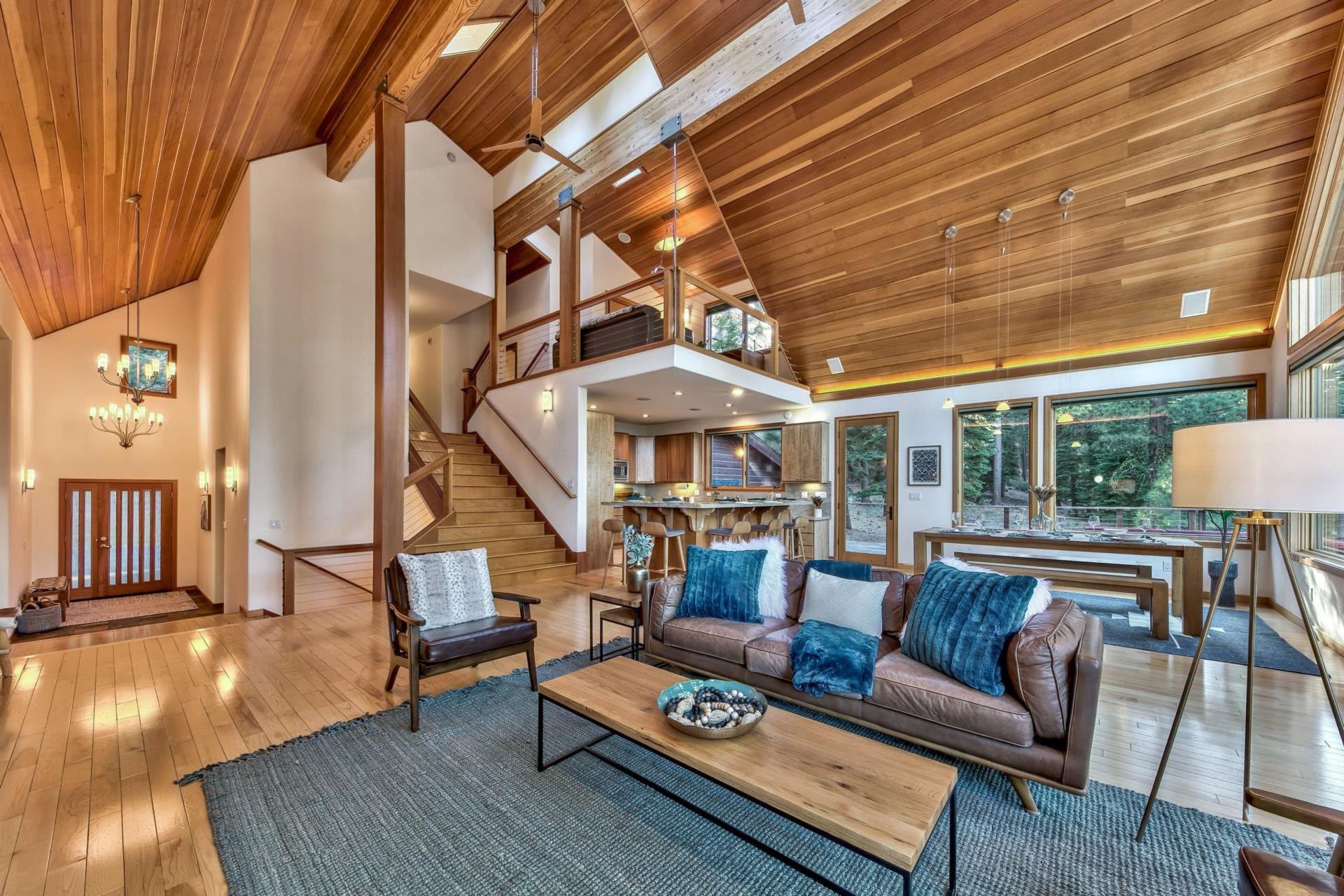 12998 Timber Ridge Road Truckee, CA 96161 - Photo 8 of 21 a living room with furniture and a table